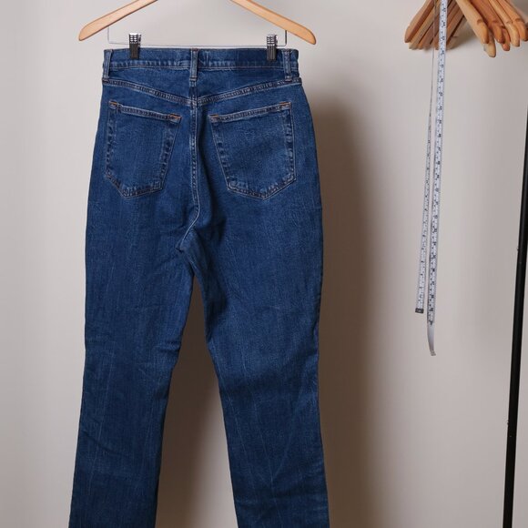 A& F Curve Love 90's Slim Straight Jeans - Picture 3 of 7